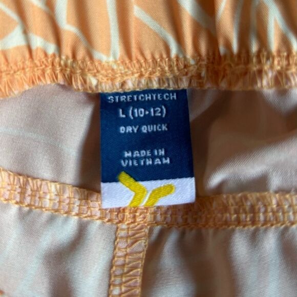 NWOT … OLD NAVY “Size: L - (10-12)” Stetchtech Skort - Picture 5 of 5